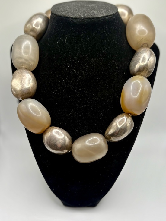 Alice Kuo Jewelry - Signed Alice Kuo Runway Style Agate Silver Tone Nugget Necklace 18”